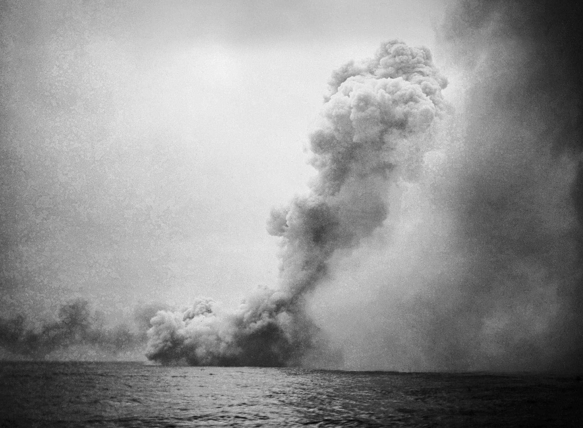 The sinking of HMS Queen Mary at the Battle of Jutland